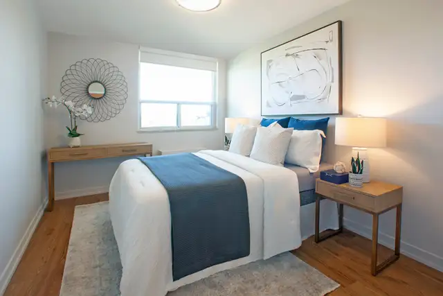 2-Bedroom Penthouse Apt. for Rent in the Heart of Oakville! - Photo 9