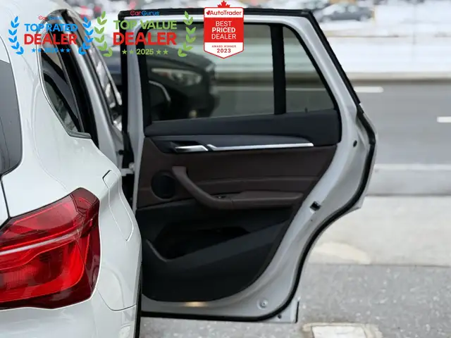 2016 BMW X1 | PREMIUM | PANO | BACK UP CAMERA | - Photo 29