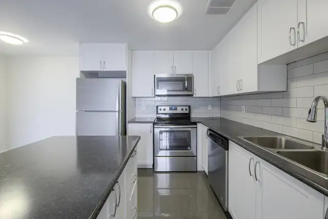 2 Bedroom Apartment for Rent - 65-85 Silver Springs Blvd - Photo 4