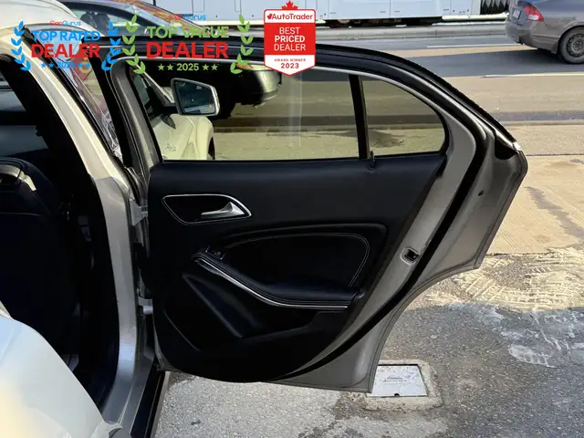 2018 Mercedes-Benz GLA-Class 250 | PREMIUM | PANO | NAVI | BACK - Photo 26