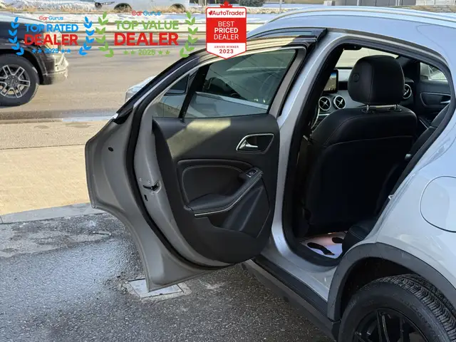 2018 Mercedes-Benz GLA-Class 250 | PREMIUM | PANO | NAVI | BACK - Photo 30