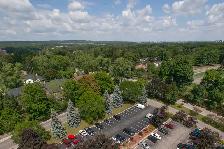 Premium, Waterfront 1-Bedroom   Den for Rent in Burlington! - Photo 13