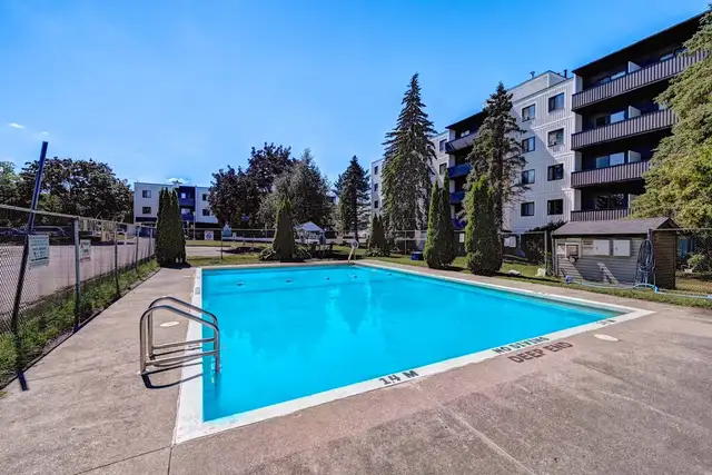 3 Bedroom Apartment for Rent - 1549-1566 Trossacks Avenue - Photo 5