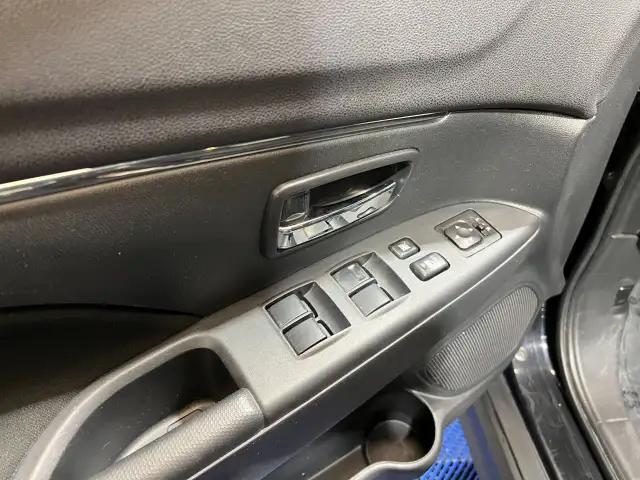 2019 Mitsubishi RVR - Photo 10