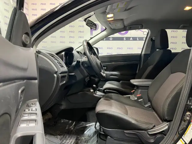 2019 Mitsubishi RVR - Photo 13