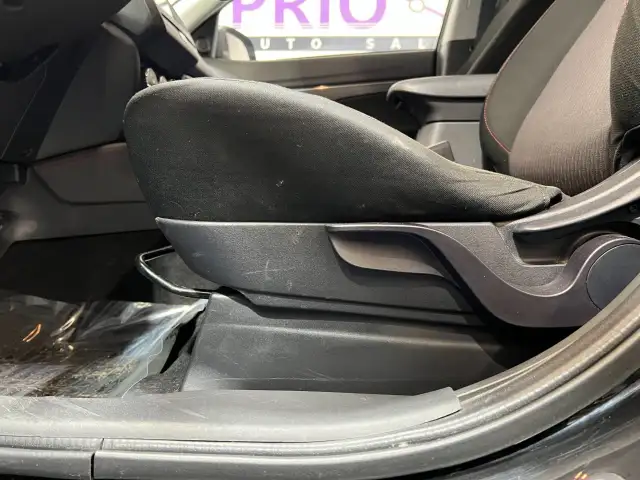 2019 Mitsubishi RVR - Photo 14