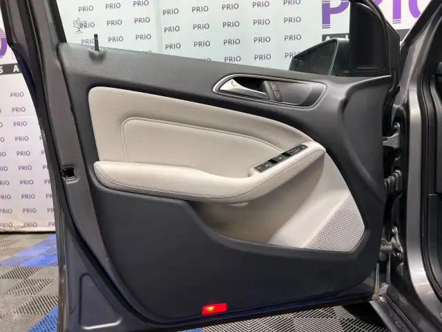 2017 Mercedes-Benz B-Class - Photo 9