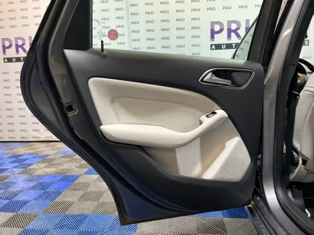 2017 Mercedes-Benz B-Class - Photo 15