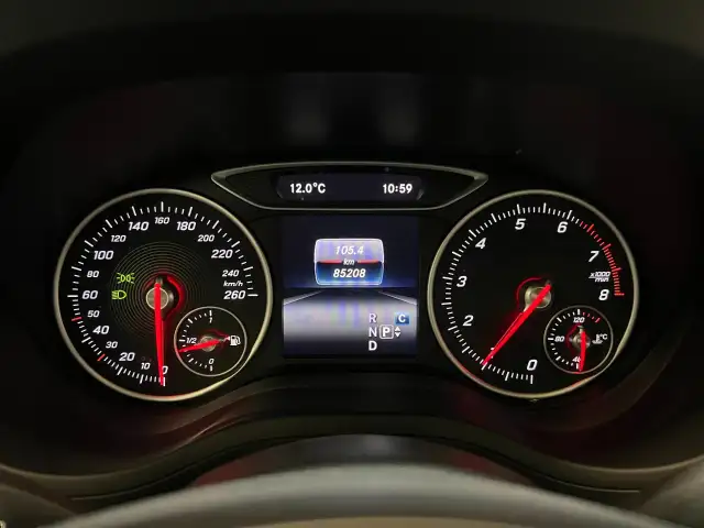 2017 Mercedes-Benz B-Class - Photo 24