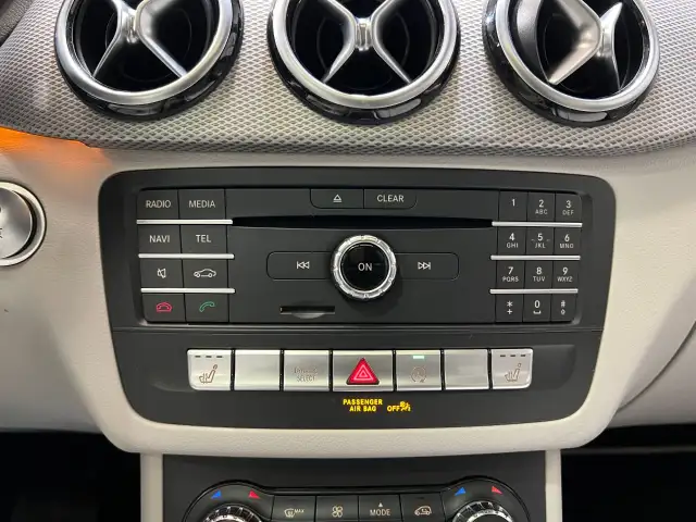 2017 Mercedes-Benz B-Class - Photo 28