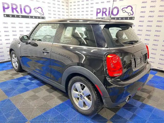2020 MINI 3 Door - Photo 3