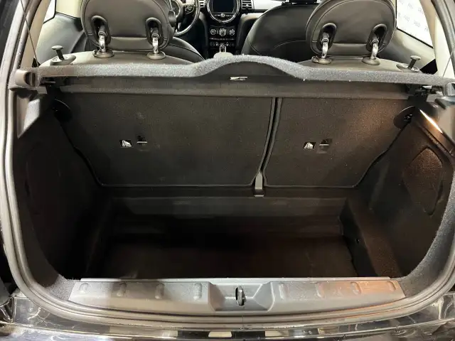 2020 MINI 3 Door - Photo 6