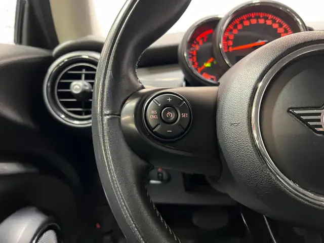 2020 MINI 3 Door - Photo 20