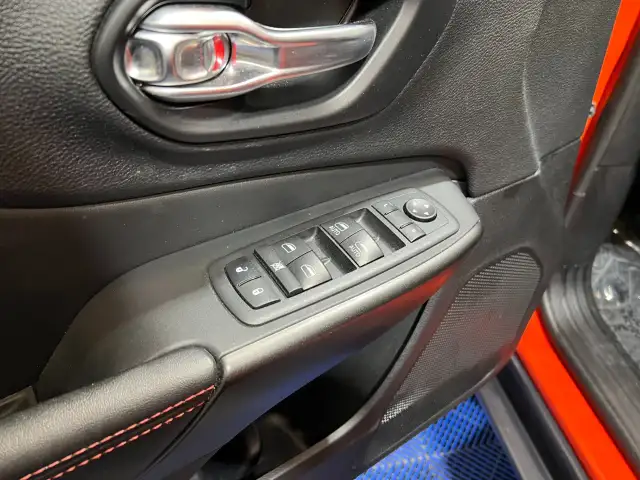 2021 Jeep Cherokee - Photo 10