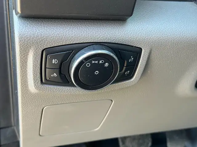 2017 Ford F-150 - Photo 13