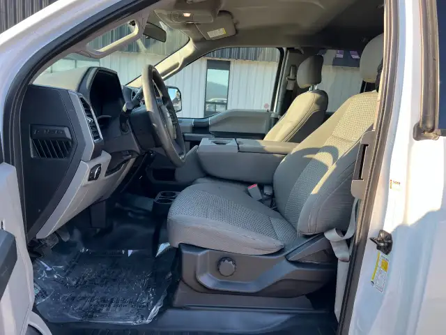 2017 Ford F-150 - Photo 14