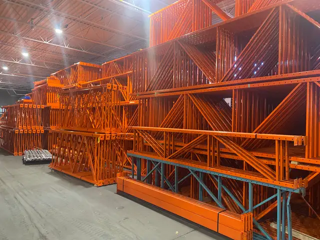 PALLET RACKING - Photo 3