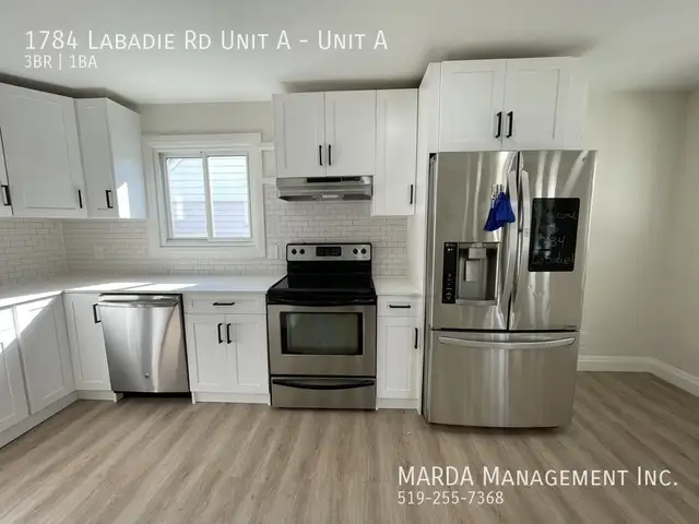 RENOVATED 3 BED/1 BATH MAIN FLOOR UNIT EAST WINDSOR   60% OF UTI - Photo 6