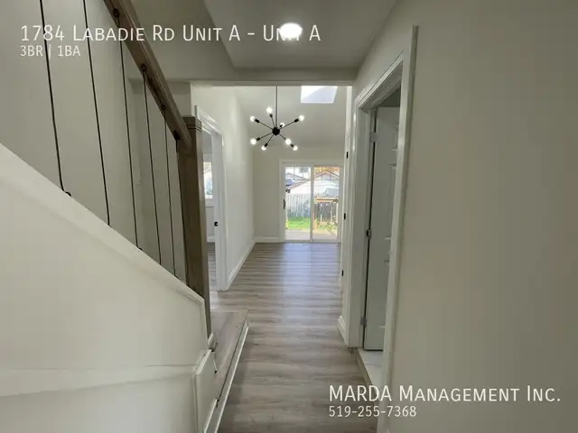 RENOVATED 3 BED/1 BATH MAIN FLOOR UNIT EAST WINDSOR   60% OF UTI - Photo 12