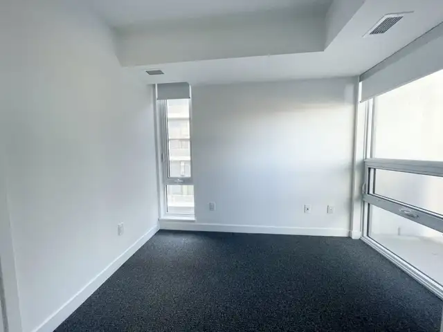 NORTH YORK: Modern 2 Bedroom/2Bath Condo For Rent w/PRKG - Photo 7