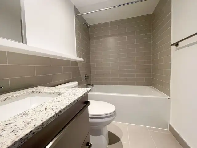 NORTH YORK: Modern 2 Bedroom/2Bath Condo For Rent w/PRKG - Photo 10