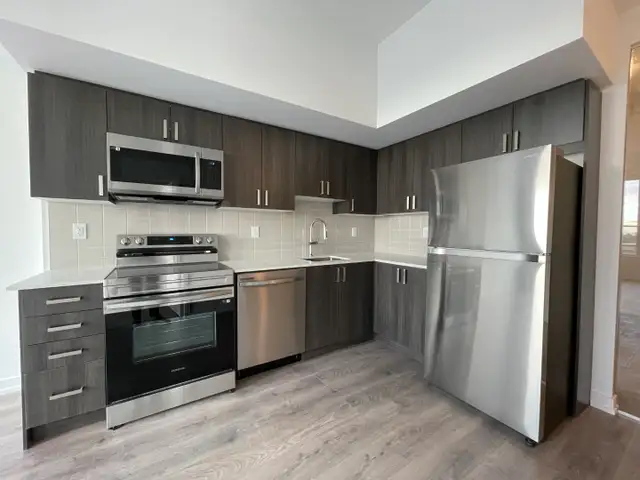 DOWNTOWN HAMILTON: 2 Bedroom/2 Bath Condo For Rent w/ PARKING - Photo 3