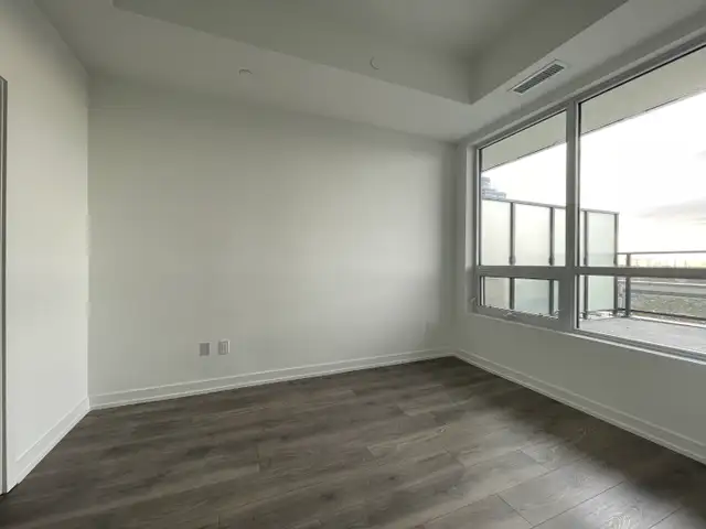 DOWNTOWN HAMILTON: 2 Bedroom/2 Bath Condo For Rent w/ PARKING - Photo 6