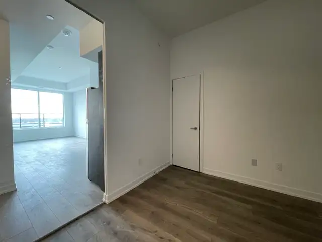 DOWNTOWN HAMILTON: 2 Bedroom/2 Bath Condo For Rent w/ PARKING - Photo 8