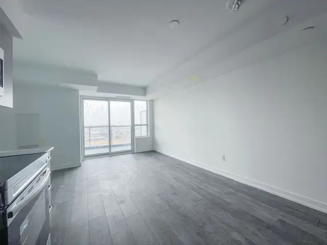 DOWNTOWN PICKERING: 2 Bedroom Corner Condo For Rent w/ PARKING - Photo 4