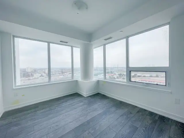 DOWNTOWN PICKERING: 2 Bedroom Corner Condo For Rent w/ PARKING - Photo 6