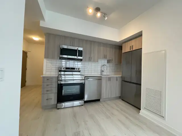 DOWNTOWN PICKERING: Brand New 2Bed-2 Bath Corner Condo For Rent - Photo 4