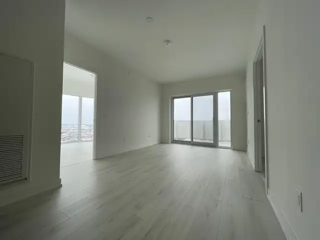 DOWNTOWN PICKERING: Brand New 2Bed-2 Bath Corner Condo For Rent - Photo 5