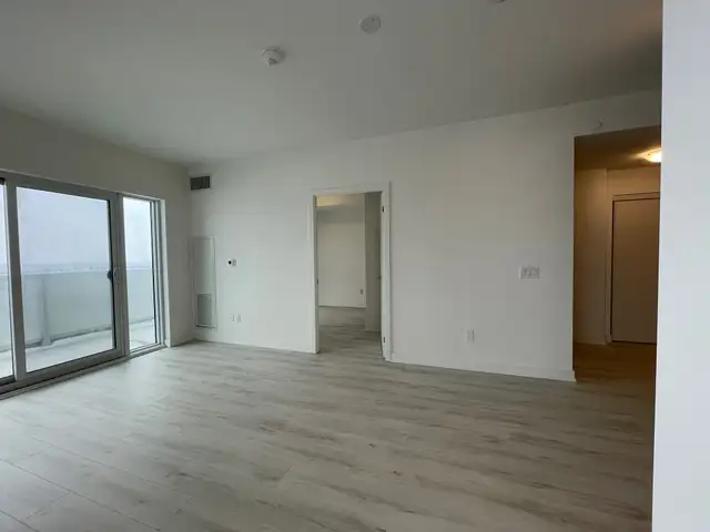 DOWNTOWN PICKERING: Brand New 2Bed-2 Bath Corner Condo For Rent - Photo 6