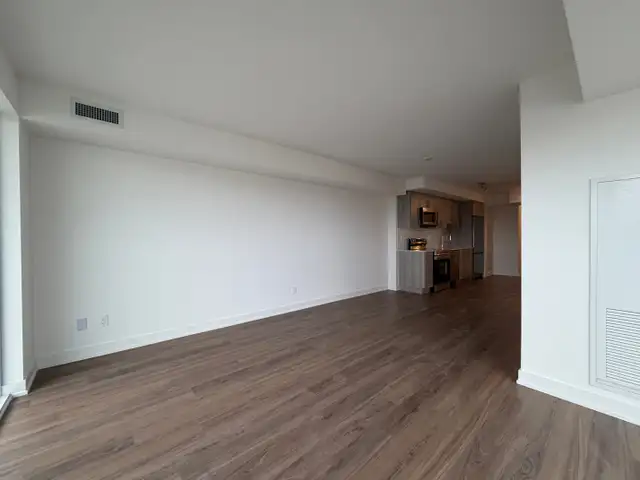 DOWNTOWN PICKERING: Large Brand New 2 BDRM Corner Condo For Rent - Photo 6