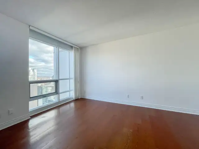 COLLEGE PARK: 2 Bedroom Corner Condo For Rent Downtown Toronto - Photo 14