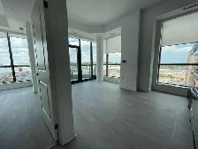 VAUGHAN: Bright 2 Bedroom/2 Bath Corner Condo For Rent Toronto - Photo 4