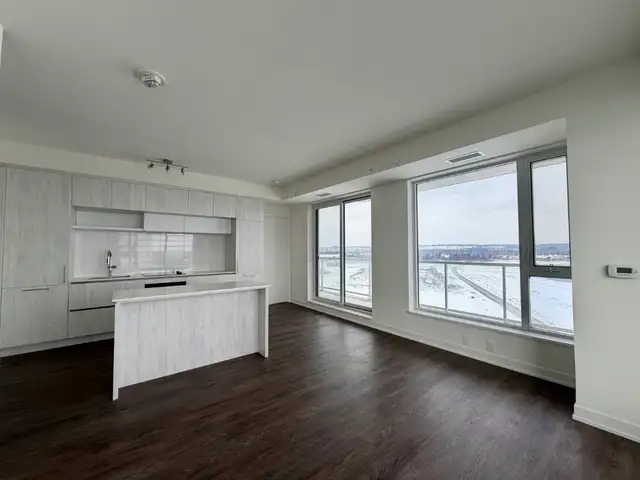 RICHMOND HILL-Brand New 2 Bed/2Bath Corner Condo For Rent w/PRKG - Photo 5