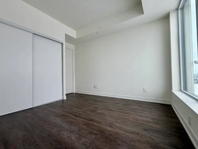 RICHMOND HILL-Brand New 2 Bed/2Bath Corner Condo For Rent w/PRKG - Photo 9