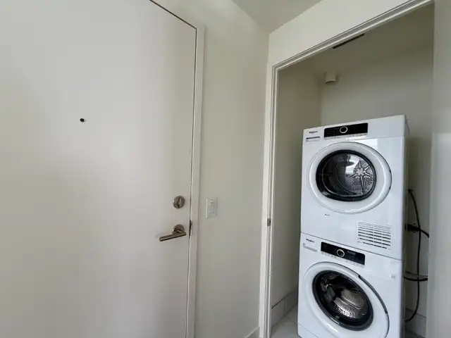 RICHMOND HILL-Brand New 2 Bed/2Bath Corner Condo For Rent w/PRKG - Photo 16