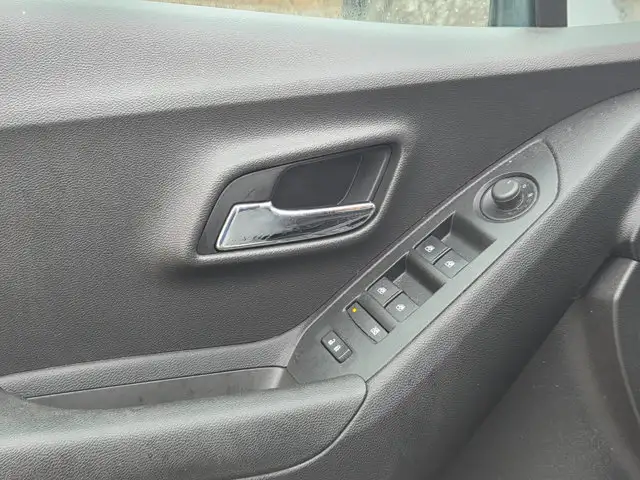 2019 Chevrolet Trax LT- Reverse Camera - Remote Starter - Photo 11