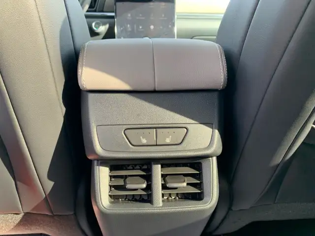 2026 GMC Terrain - Photo 22