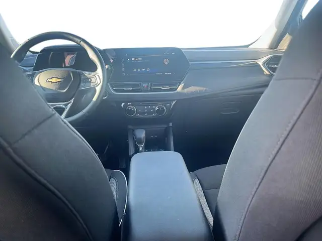 2025 Chevrolet TrailBlazer LT LT | Rear Parking Assist | Allo... - Photo 10