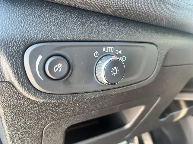 2025 Chevrolet TrailBlazer LT LT | Rear Parking Assist | Allo... - Photo 13