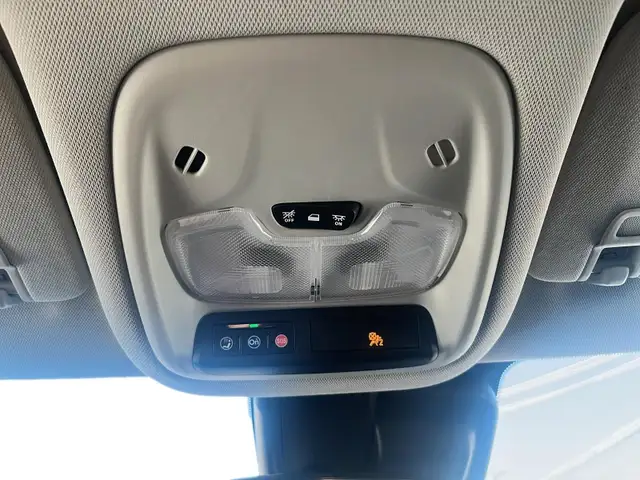 2025 Chevrolet TrailBlazer LT LT | Rear Parking Assist | Allo... - Photo 18