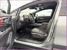 2024 Chevrolet Equinox EV RS AWD-459KM Range-360 Camera-Adaptive - Photo 28