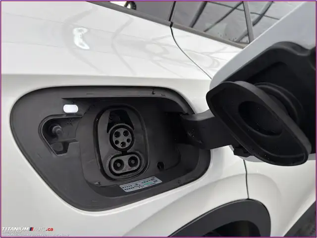 2023 Volkswagen ID4 PRO S Plus AWD-Pano Roof-Massage Seats-GPS-A - Photo 40