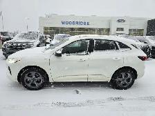 2023 Ford Escape - Photo 2