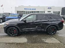 2022 Ford Explorer - Photo 2