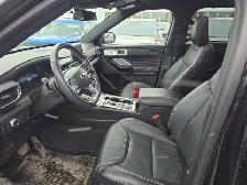2022 Ford Explorer - Photo 3