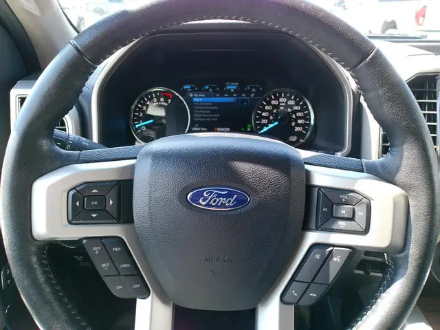 2019 Ford F-150 XLT 4WD SuperCrew 5.5' Box for sale - Photo 4